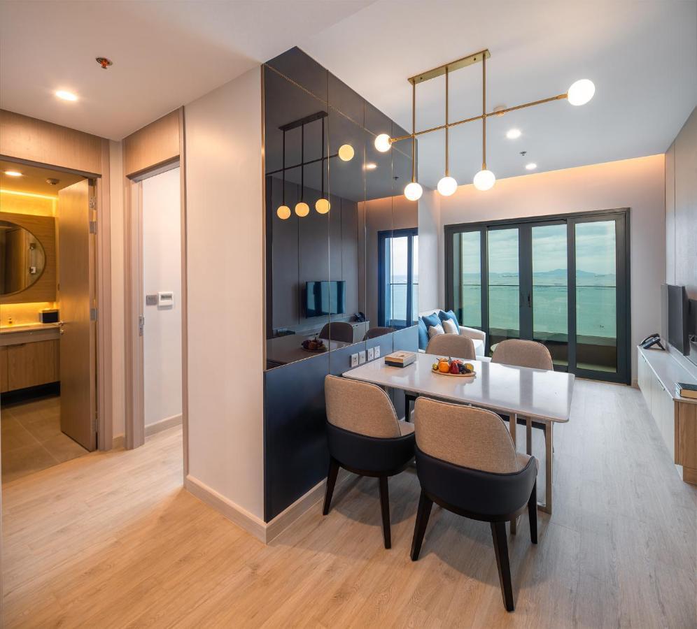 S Sriracha Hotel&residence Hotel