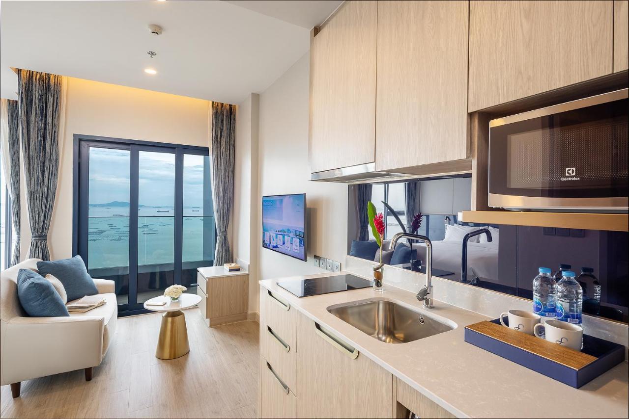 S Sriracha Hotel&residence Hotel